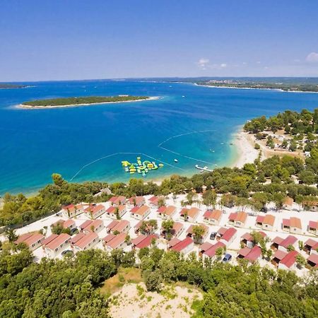 Apartments Dina Πούλα Εξωτερικό φωτογραφία