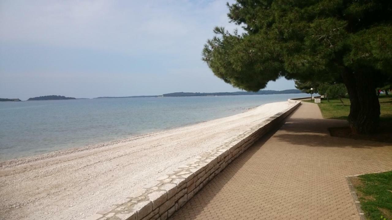 Apartments Dina Πούλα Εξωτερικό φωτογραφία