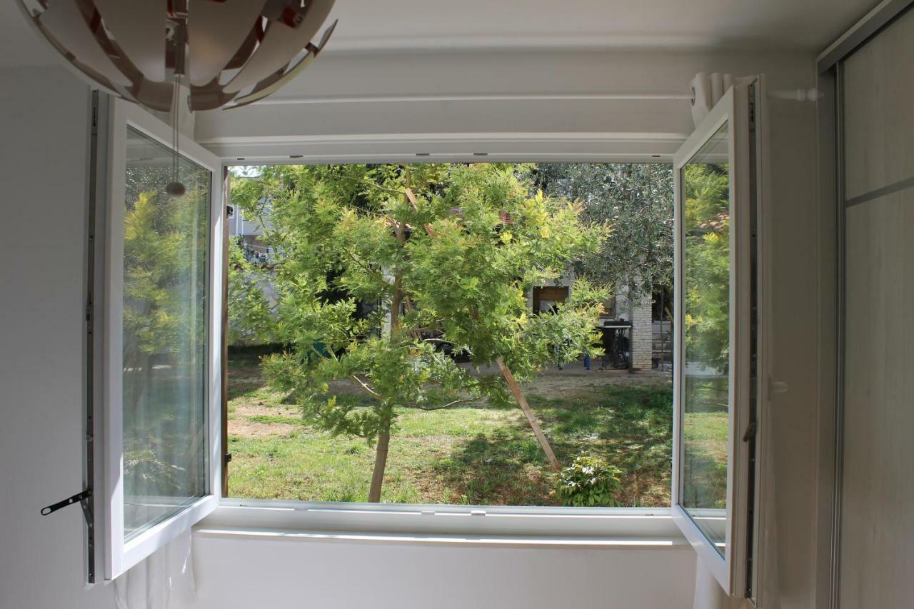 Apartments Dina Πούλα Εξωτερικό φωτογραφία