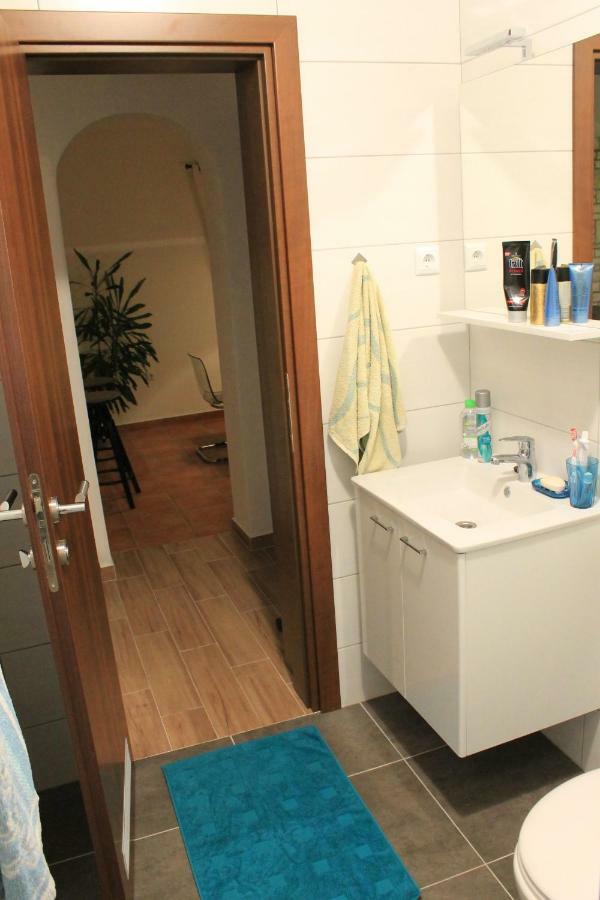 Apartments Dina Πούλα Εξωτερικό φωτογραφία